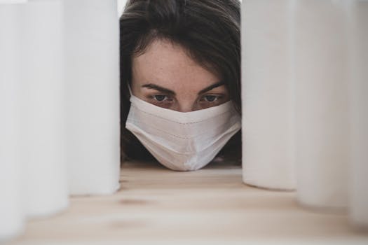 Dopad COVID-19 na psychiku mladých: Jak čelit izolaci a stresu?