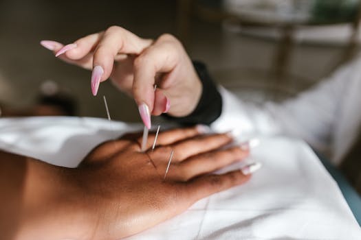 Reflexologie vs. Akupunktura: Rozdíly a Výhody Terapií